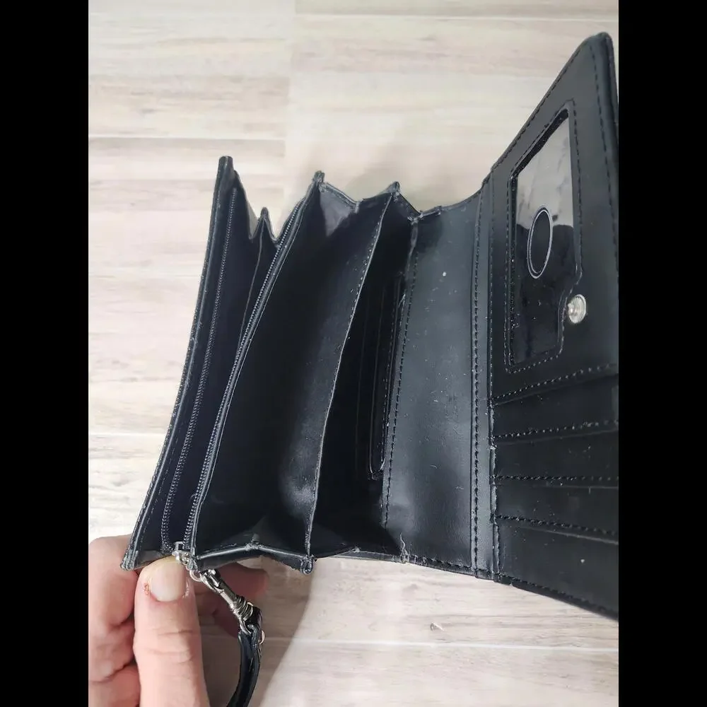 Guess wallet with strap‎ - Picture 3 of 7